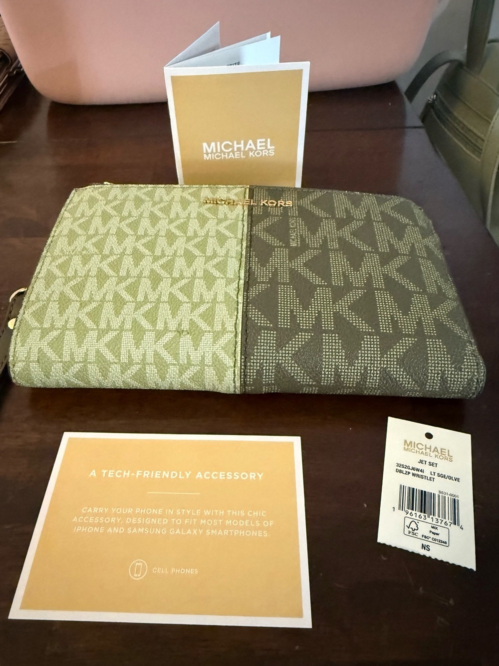 Michael Kors Two-Tone MK Logo Zip Wristlet - Olive & Dark Olive - Picture 2 of 11